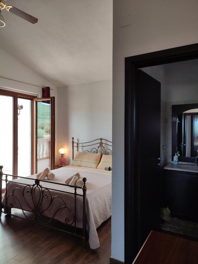 Gio Horses B&B Санникандро-Гарганико Экстерьер фото